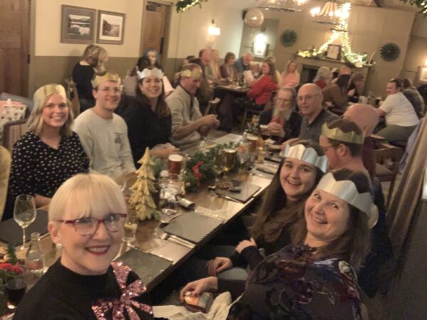 Parti Nadolig – Christmas Party